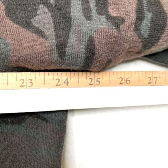 Sanctuary Womens Lets Hang Cardigan Size L Camo Sweater Camouflage Green - Picture 9 of 12